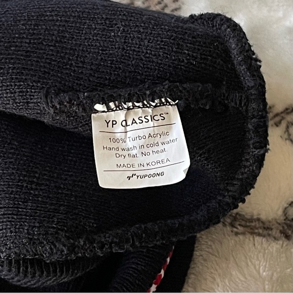 Coryxkenshin Samurai embroidered beanie - Picture 3 of 3